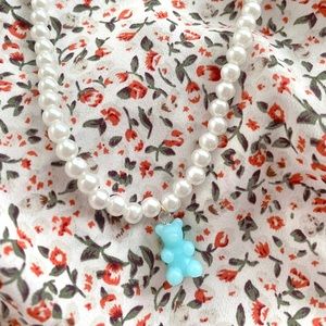 Gummy Bear Pearl Necklace